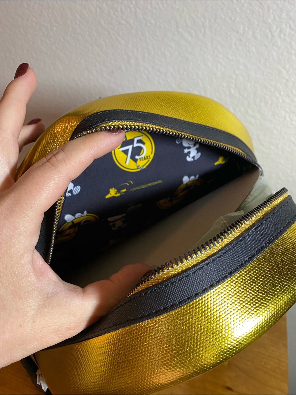 Peanuts Gold & Black Mini Backpack - Picture 6 of 6